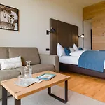 Ratscher Hotel