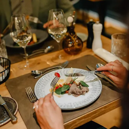 Ratscher Wein- Und Wellbeinghotel