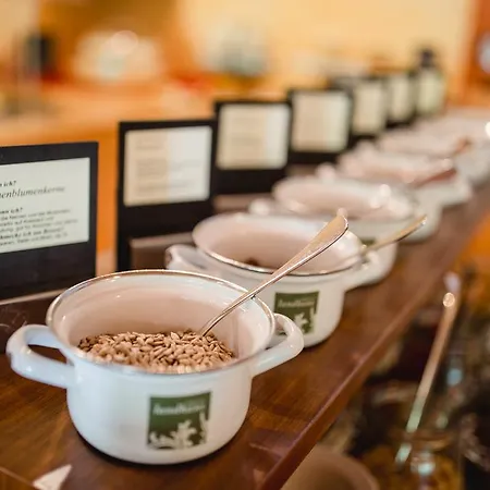 Ratscher Wein- Und Wellbeinghotel 3* Ratsch an der Weinstraße