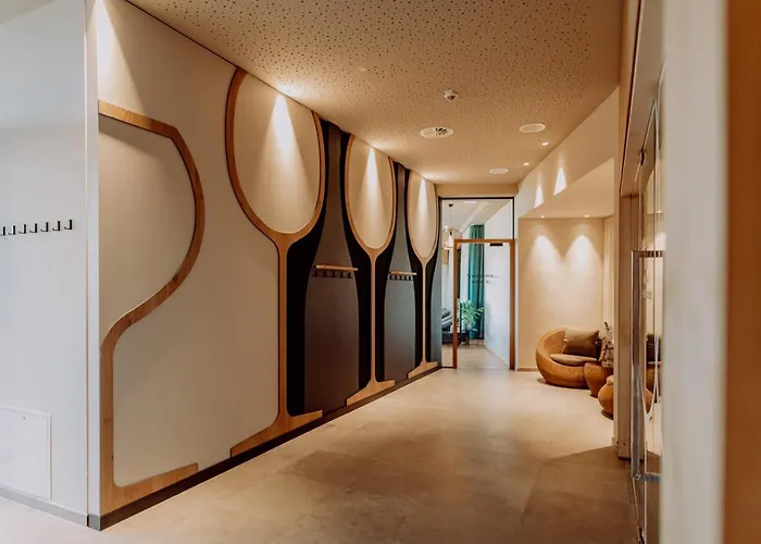 Ratscher Wein- Und Wellbeinghotel Hotell Ratsch an der Weinstraße