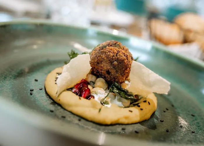 Ratscher Wein- Und Wellbeinghotel מלון Ratsch an der Weinstraße